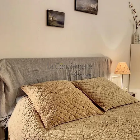 Apartment Tr-32 L'Appartement D'Artiste Pour Deux Personnes *